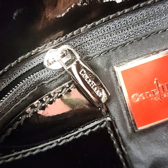 Cole Haan black weave/canvas pattern and patent leather purse with sliver chain - Picture 14 of 14